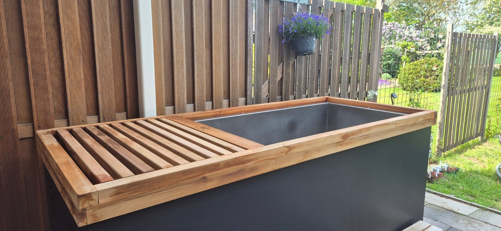 (Uniek showroommodel)Luxe ijsbad/hottub met isolatiedeksel, Tuin en Terras, Bubbelbaden en Hottubs, Ophalen, Zo goed als nieuw