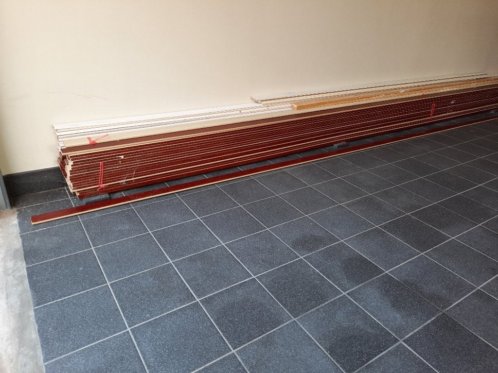 Plinten, MDF, houtnerf fineer, Ophalen, Zo goed als nieuw, Mdf, 250 cm of meer