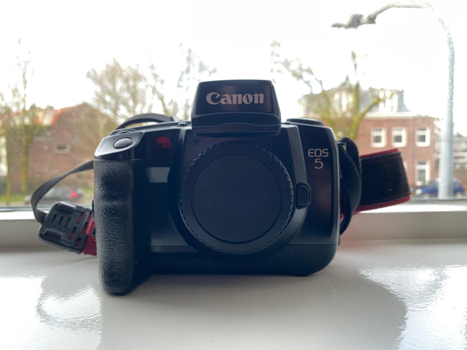 Draagkoffer met camera’s (werking onbekend) en lenzen, Audio, Tv en Foto, Ophalen, Gebruikt, Spiegelreflex, Canon