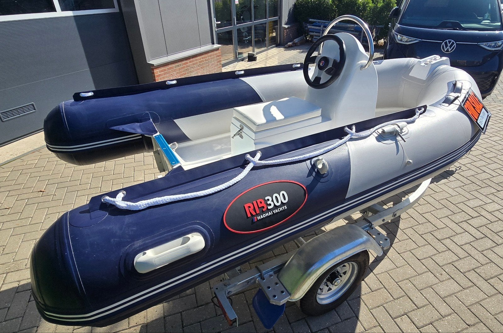 Nieuwe Rubberboot 300 inclusief trailer, Watersport en Boten, PVC, Nieuw, Peddels, Buitenboordmotor