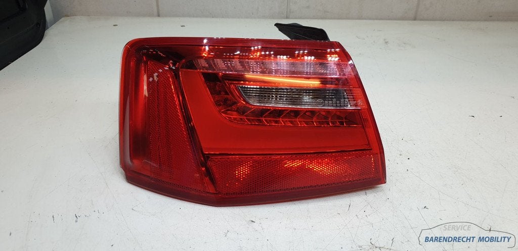 Achterlicht links buiten Audi A6 S6 C7 sedan bestuurderskant, Auto-onderdelen, Verlichting, Gebruikt, AUDI AG, Auto-Union-Strasse 1
85045  Ingolstadt, DE