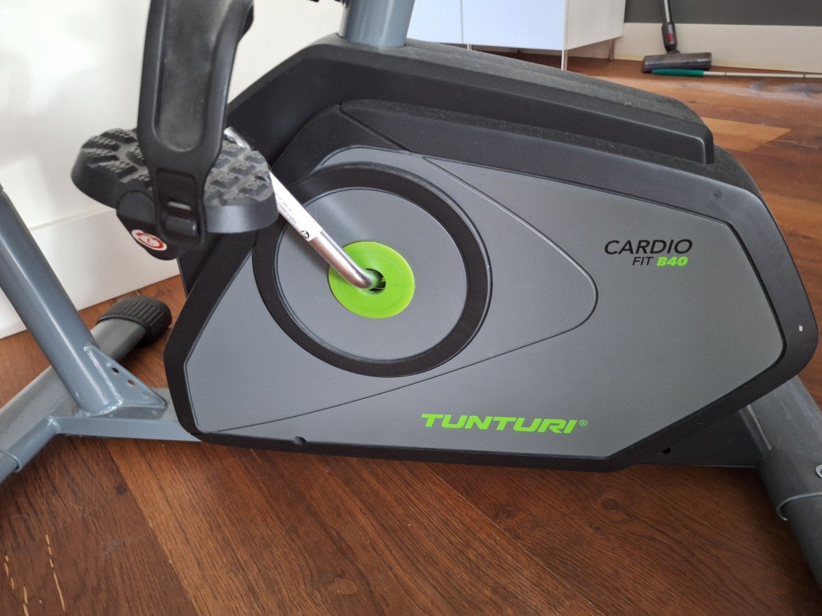 Tunturi Cardio Fit B40 Hometrainer low entry. Z.g.a.n., Ophalen, Zo goed als nieuw, Metaal, Benen