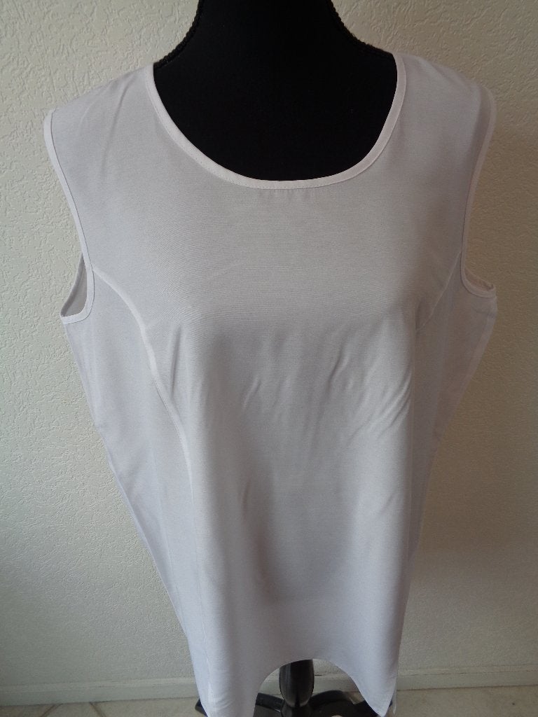 chalou maat 48 oksel tot oksel 62 cm