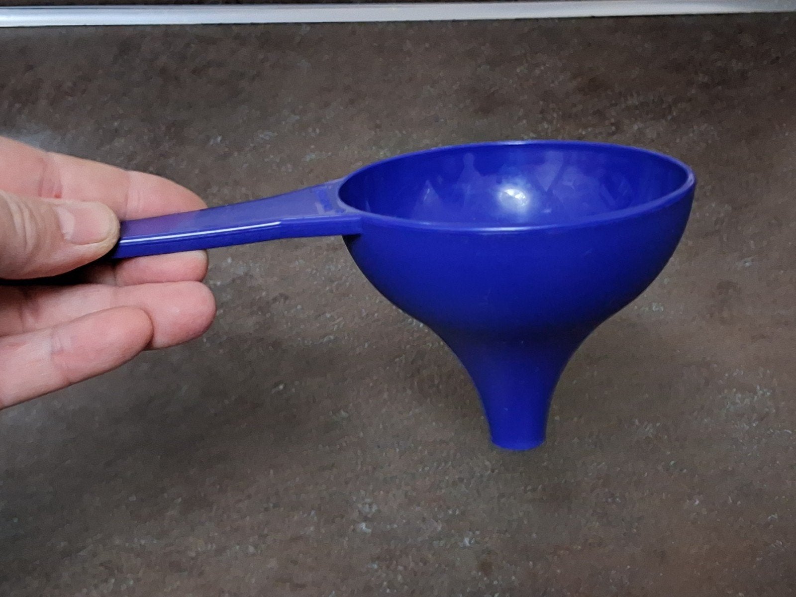 tupperware trechter blauw, Ophalen of Verzenden, Blauw, Schaal