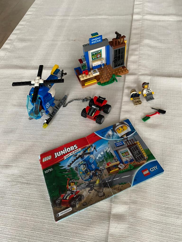 Lego 10751 Berg politie achtervolging, Compleet, Lego, Ophalen of Verzenden, Complete set