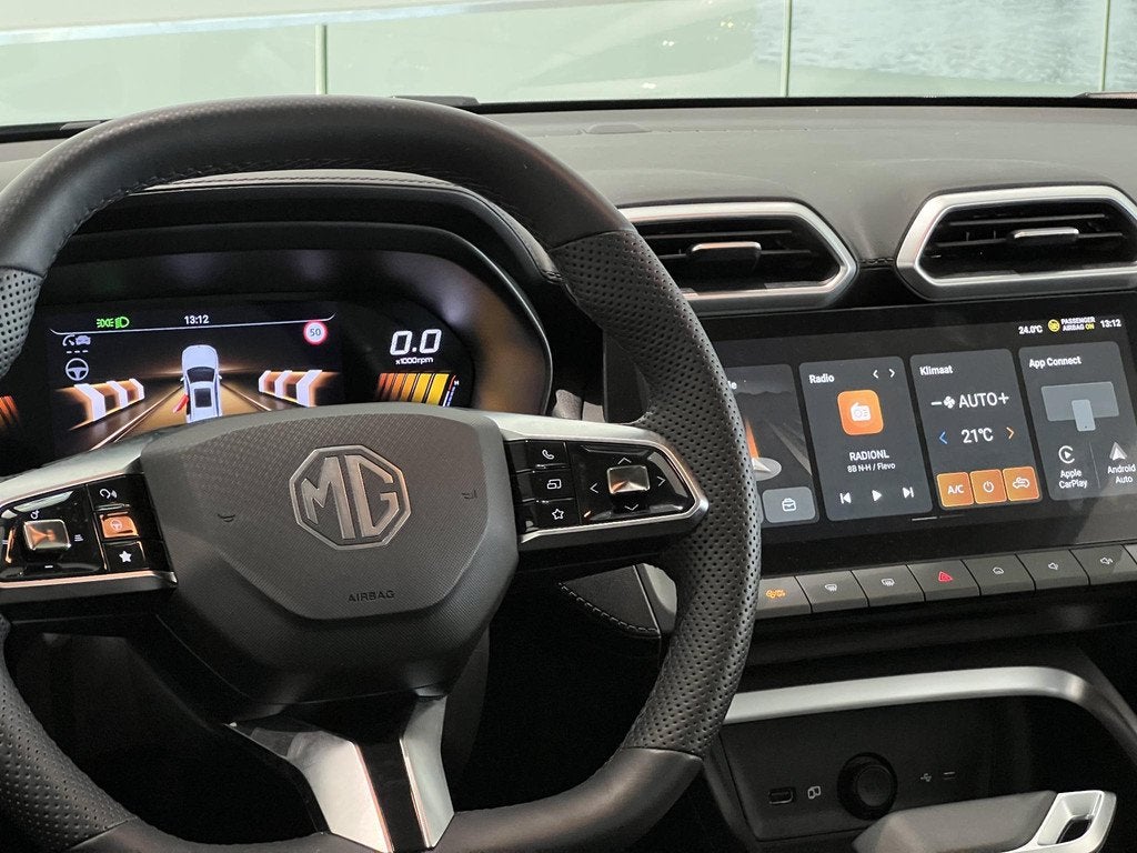 MG ZS 1.5 Hybrid+ Aut Comfort | Navi | CarPlay | Leder Inter, Auto's, MG, 12 maanden, Stof, Euro 6, 4 cilinders