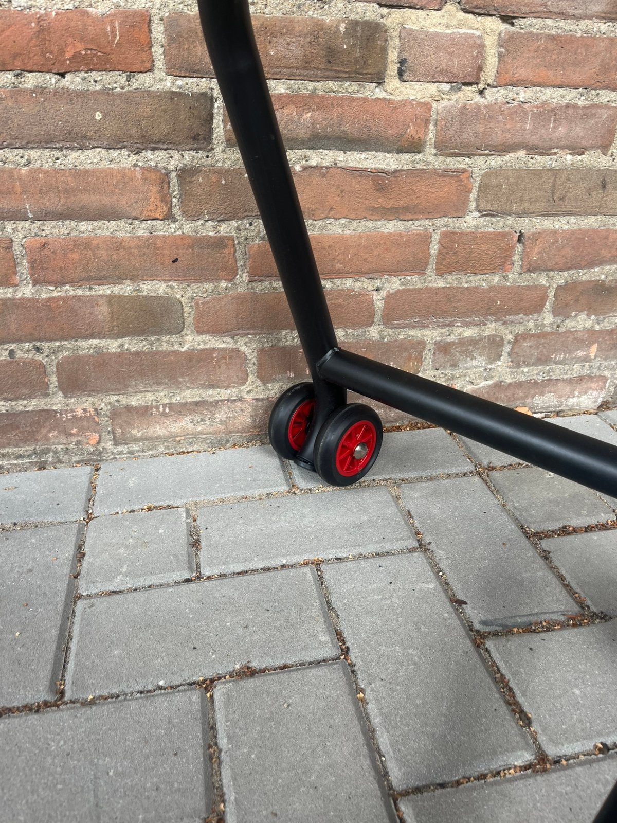 LV8 Paddockstand Enkelzijdige Achterbrug (incl. Triumph RS), Ophalen, Zo goed als nieuw