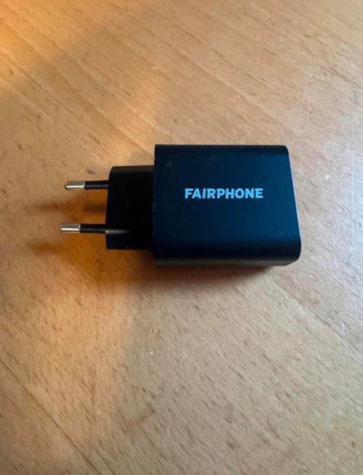 Fairphone Oplader - USB-C 30W & USB-A 18W - Nieuw!!, Telecommunicatie, Mobiele telefoons | Telefoon-opladers, Adapter, Ophalen of Verzenden