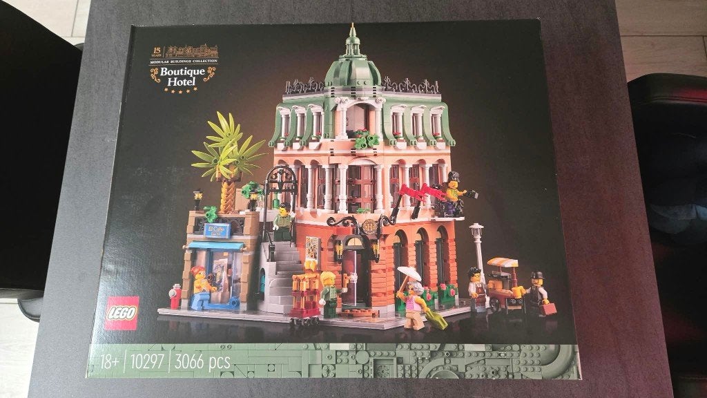 Lego Icons 10297 Boutique Hotel  – Boetiekhotel, Kinderen en Baby's, Ophalen, Nieuw, Icons, Complete set