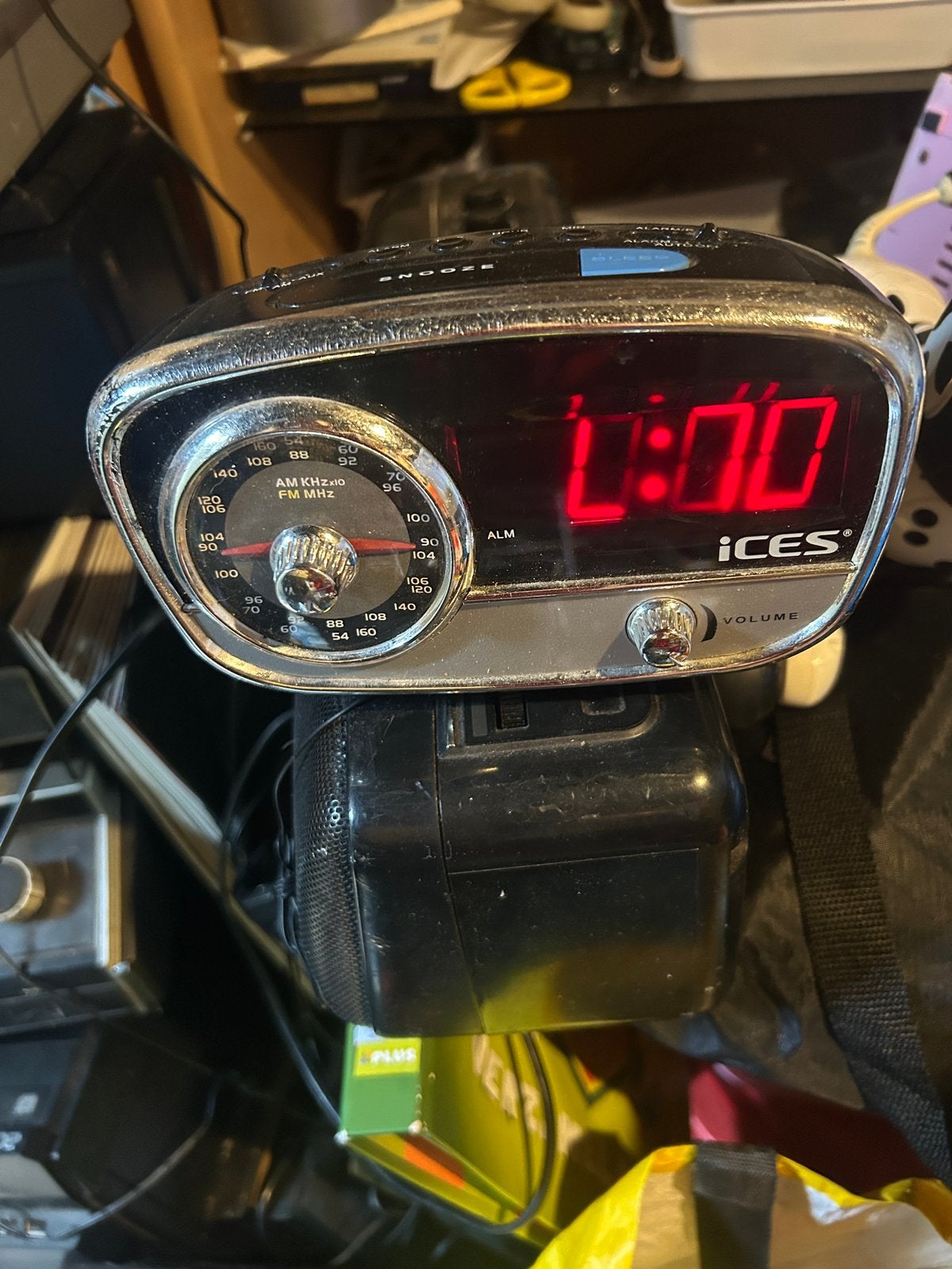 Ices retro radio / wekker, Ophalen of Verzenden