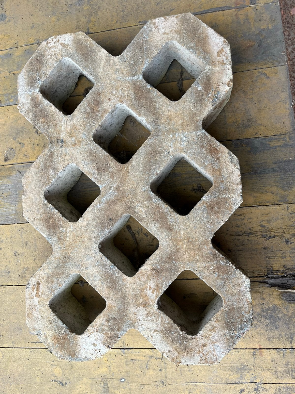 Gratis Grasdal tegels voor een groenere oprit of pad, Tuin en Terras, Ophalen, Gebruikt, Gras