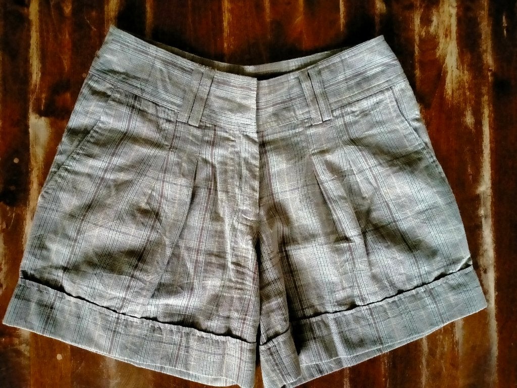 Leuke short van H&M maat 34., H&M, Kort, Beige, Ophalen of Verzenden