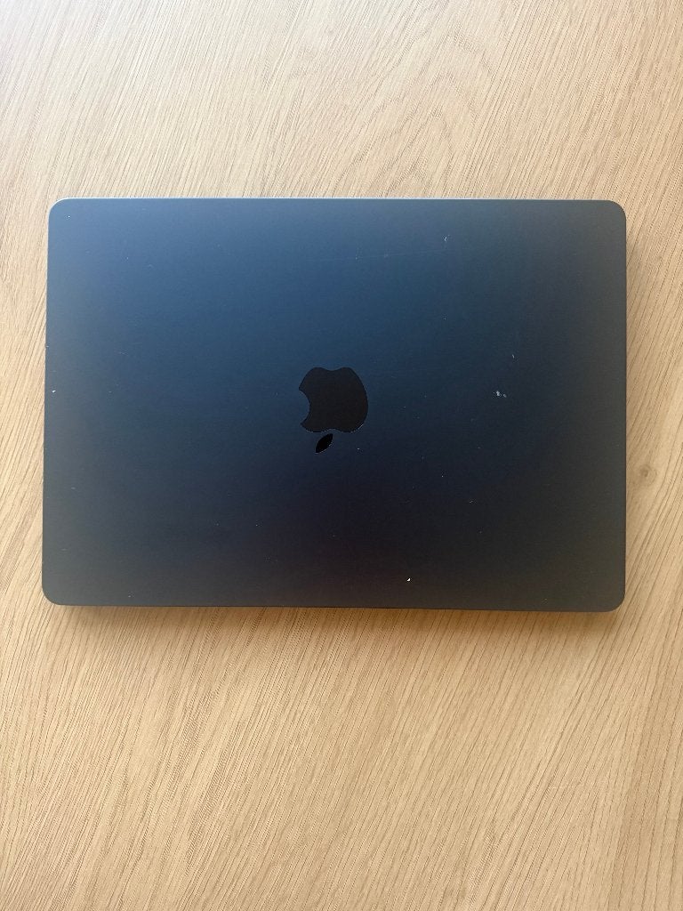 Foto 2 van MacBook Air 13" M3 (2024) 16GB 512GB + garantie (1 jaar)