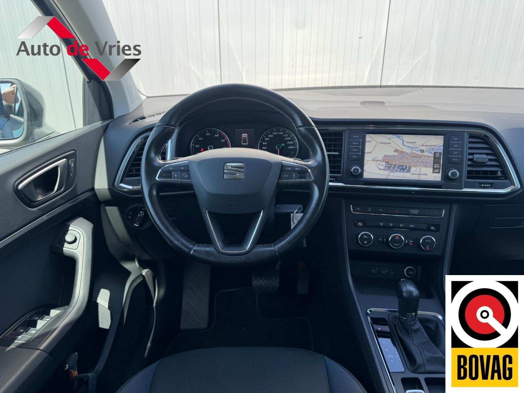 Seat Ateca 1.5 TSI Style Business Intense|NL-Auto|Navi, Auto's, Dealer onderhouden, Stof, 4 cilinders, Automatische klimaatregeling