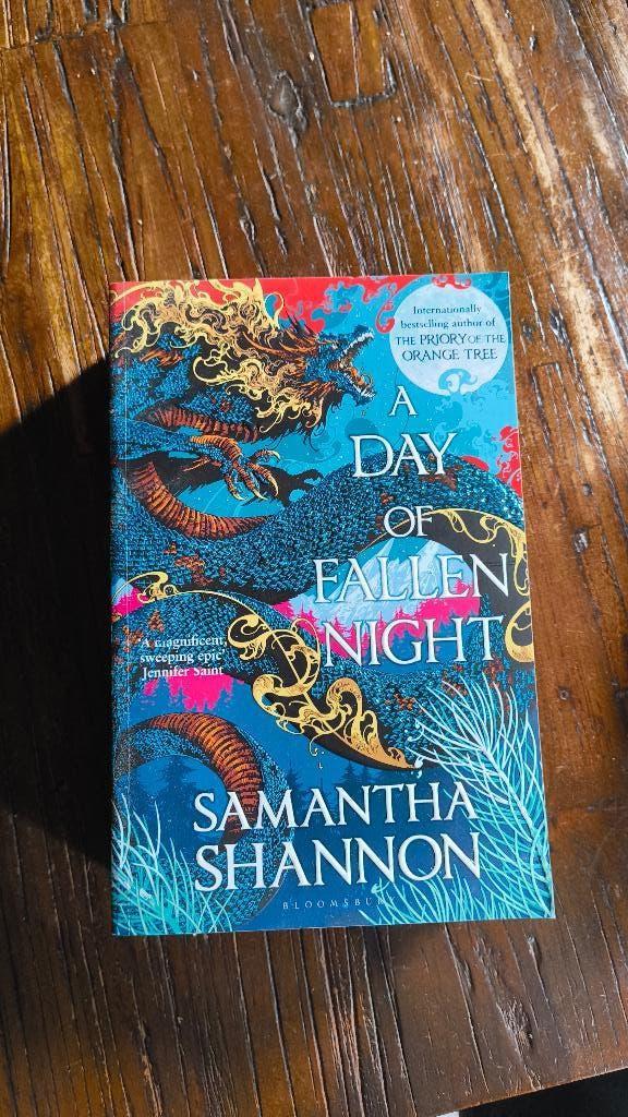 A DAY OF FALLEN NIGHT, Boeken, Ophalen, Zo goed als nieuw, Samantha Shannon