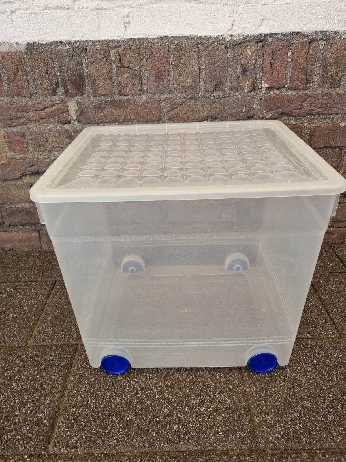 Curver opbergbox transparant met deksel en wielen, Ophalen, Gebruikt, 50 tot 100 cm, 5 – 50