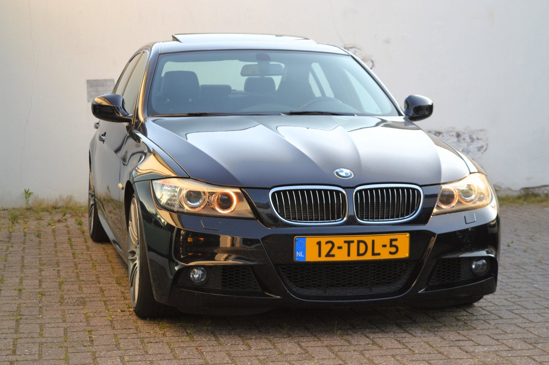BMW 3-serie 325i 3.0i M-pakket 2e Eigenaar origineel NL!, Automaat, Gebruikt, Zwart, 1435 kg