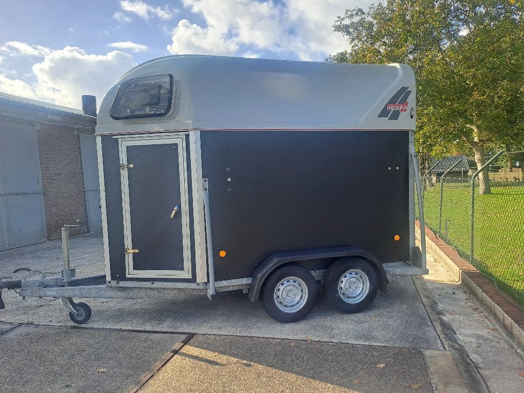 Nieuw opgebouwde henra 2 paards trailer met kunststof bodem, Dieren en Toebehoren, Ophalen, Zo goed als nieuw, Hout, 2-paards trailer