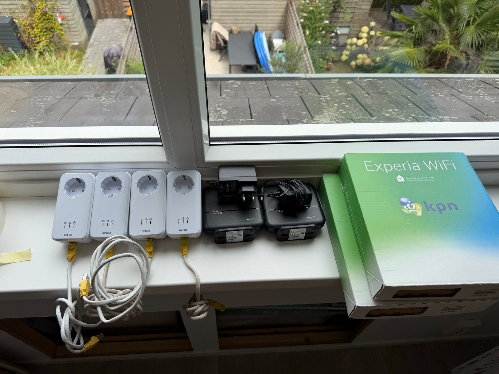 KPN Experia WiFi versterkers en DVS 650 powerline adapters, Computers en Software, Ophalen of Verzenden, Gebruikt