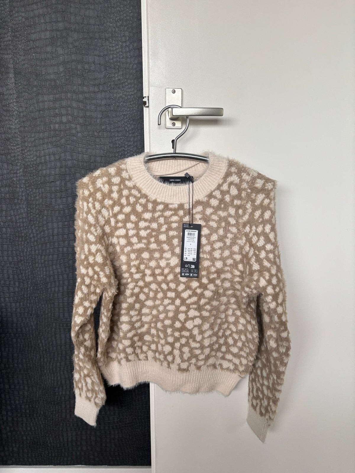 Vero Moda trui met luipaardprint - Nieuw met kaartjes, Ophalen of Verzenden, Nieuw, Maat 36 (S), Beige