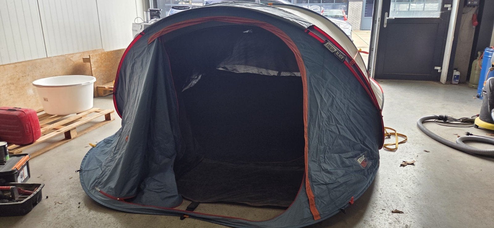 Decathlon Quechua Pop-up tent 3 pers. Fresh & Black, Caravans en Kamperen, Ophalen, Gebruikt, Tot en met 3