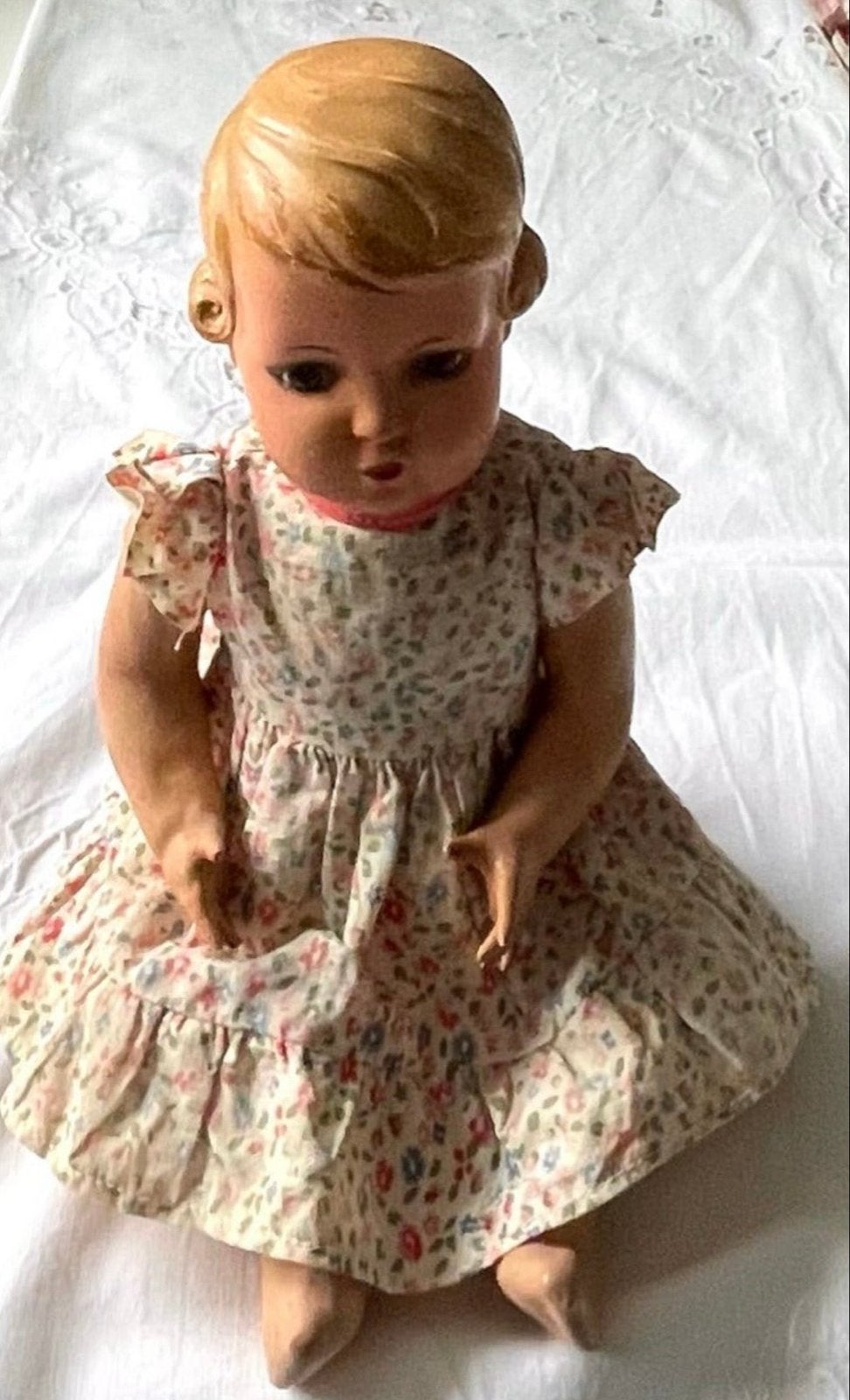 Antieke pop met bloemenjurk - Vintage verzamelobject, Ophalen of Verzenden, Gebruikt, Pop