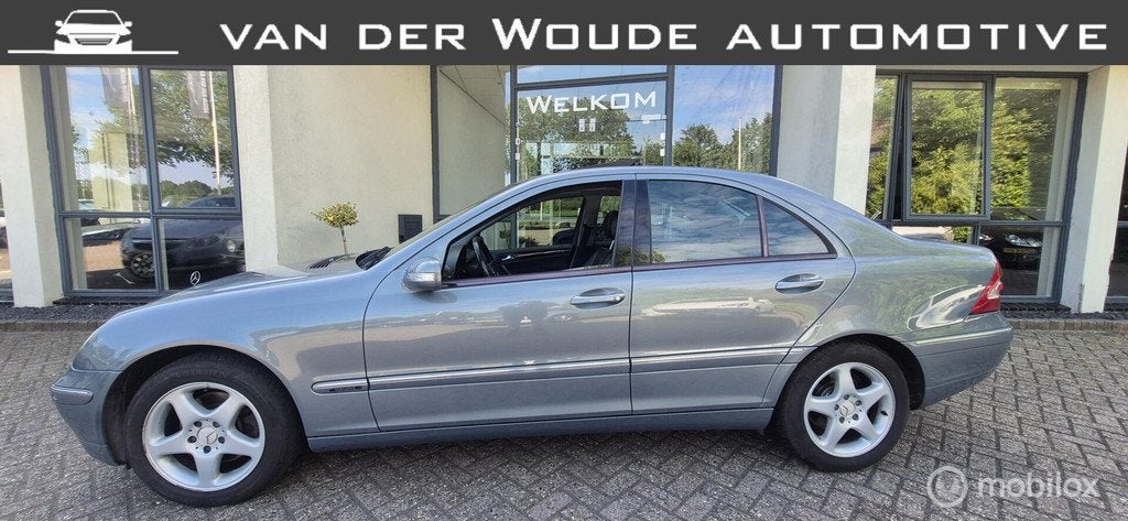 Mercedes C-klasse 240 Elegance AUT. Leder|Clima|Cruise|Mooi!, Auto's, Mercedes-Benz, Automaat, Achterwielaandrijving, 2597 cc