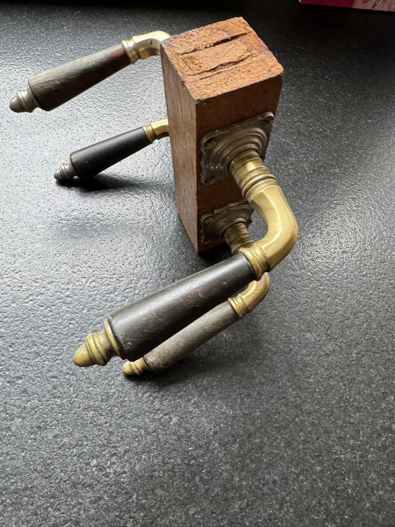 Antieke Art Nouveau Deurklink met Rozetten voor Insteekslot, Ophalen of Verzenden