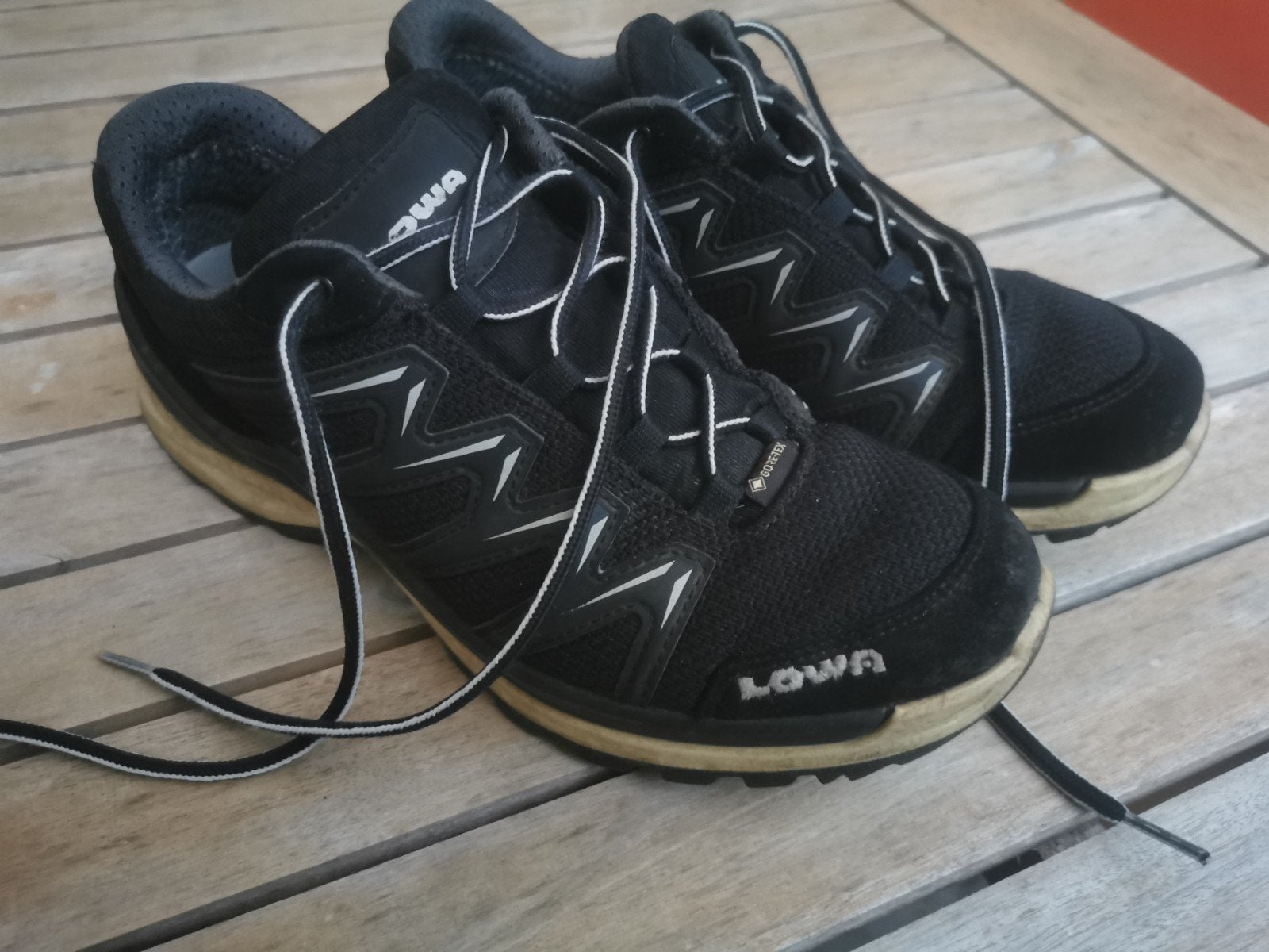 Lowa Innox pro GTX, Lowa, Zwart, Gedragen, Wandelschoenen