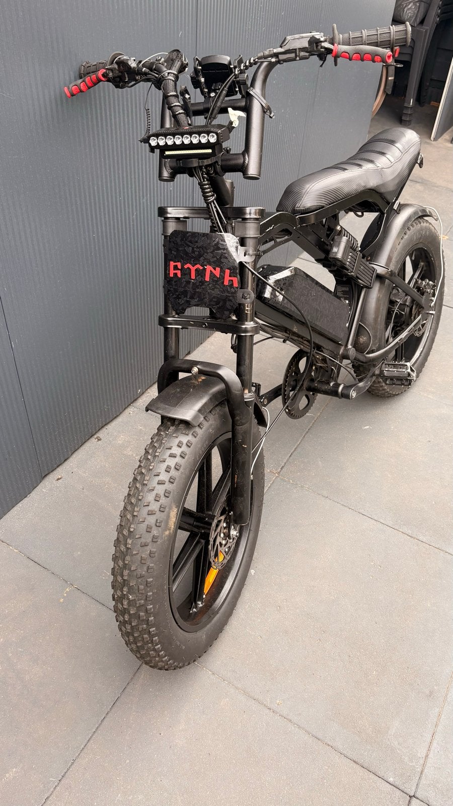Fatbike v20 opknapper - Projectfiets met potentie, Minder dan 30 km per accu, Gebruikt, Minder dan 47 cm, Ophalen