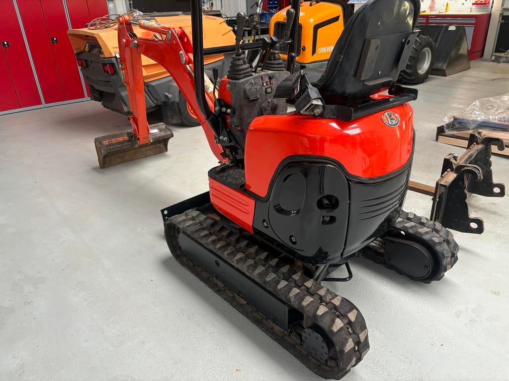 2015 Kubota U10-3 met 1400uur en 2 bakken, Zakelijke goederen, Ophalen, Graafmachine