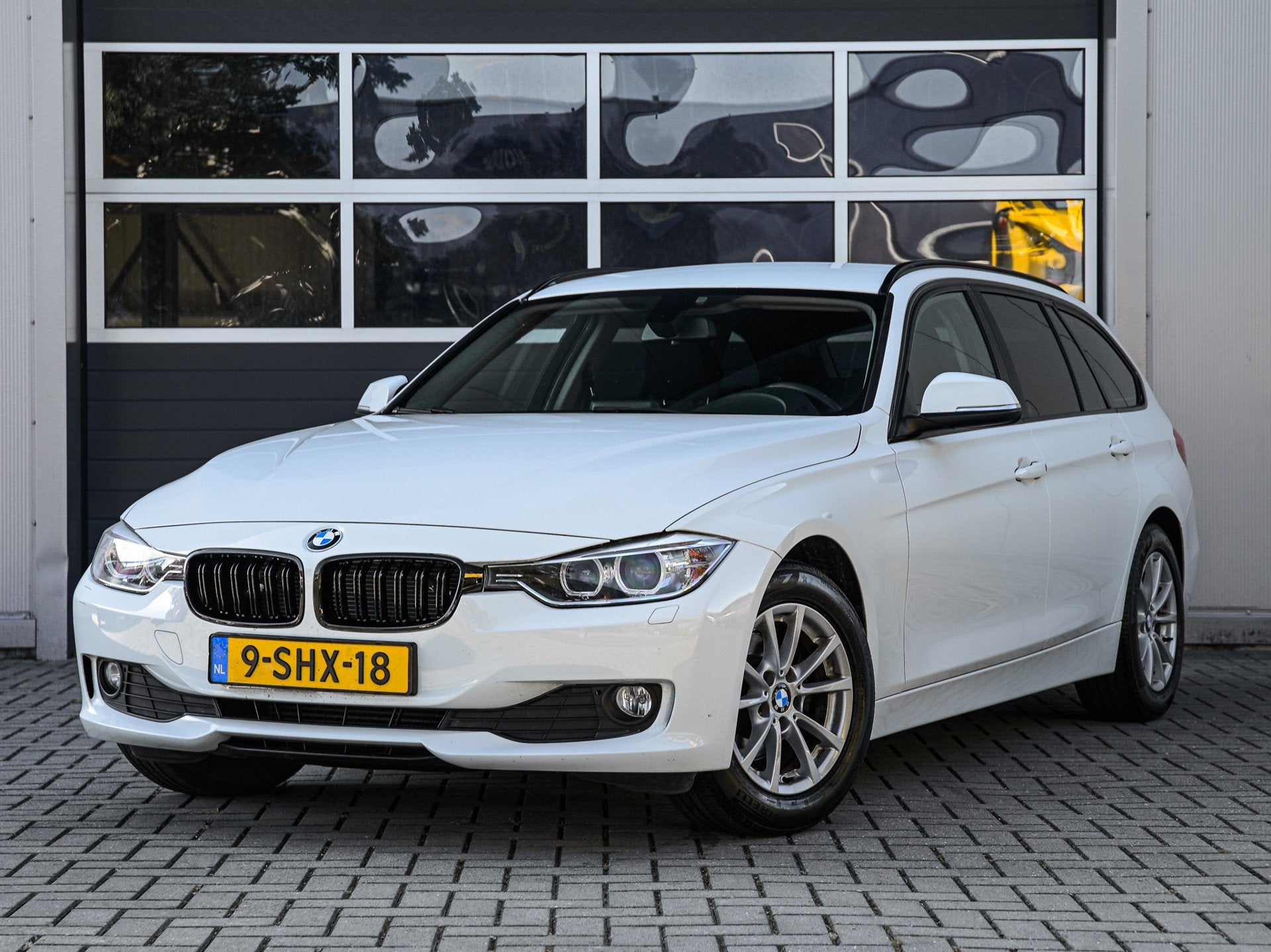 BMW 3-serie Touring 316i Executive Upgrade | Automaat | Xeno, Auto's, BMW, Automaat, Gebruikt, 4 cilinders, Automatische klimaatregeling