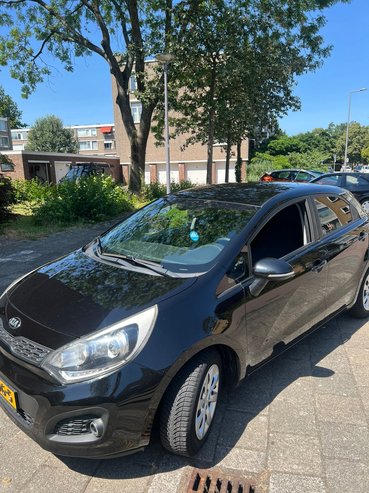 Kia Rio 1.2 I 5DRS 2011 Zwart, 450 kg, 40 €/maand, 4 cilinders, Zwart