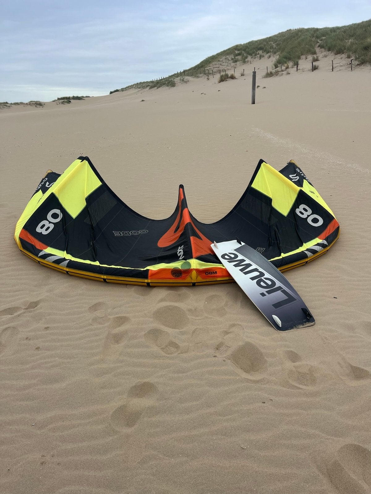 Slingshot Code NXT Kites - 8m en 10m met Sentry V2 bar, Watersport en Boten, Ophalen of Verzenden, Gebruikt, 8 m², Kite
