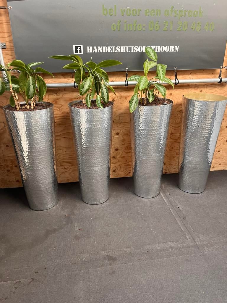 Plantenbak/ Bloembak / conische vaas, Ophalen, Overige materialen, Xx, Overige kleuren