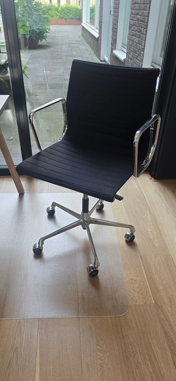 Vitra EA 117 Bureaustoel - Hopsak Zwart, Zwart, Ophalen of Verzenden, Zo goed als nieuw, Bureaustoel