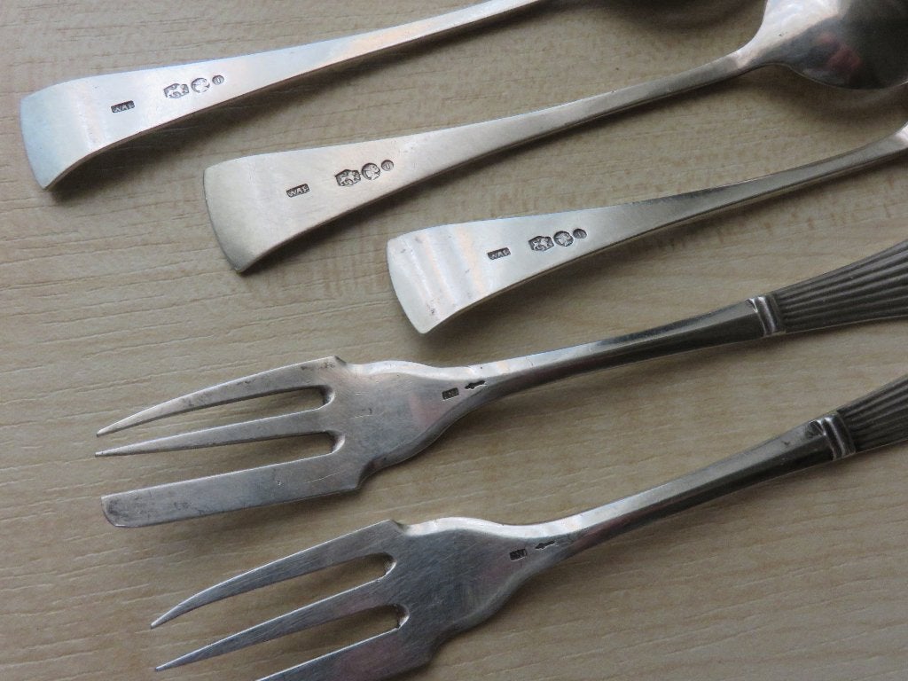 Zilver. Art Deco antiek 9 zilveren lepeltjes en 4 vorkjes, Verzenden, Zilver