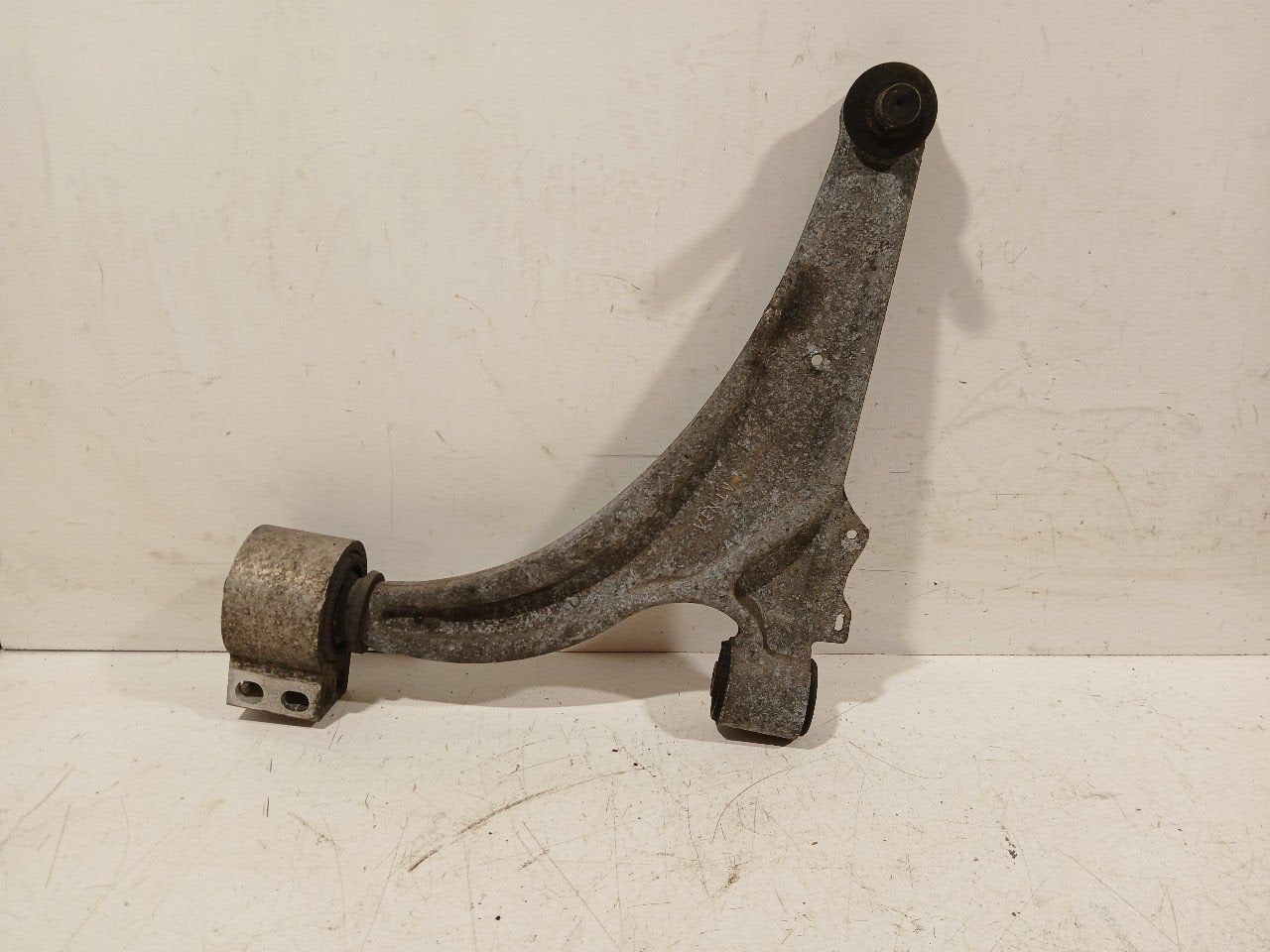 Draagarm links voor Opel Astra, Onderdelen@venauto.nl, Van der Ven Autorecycling B.V., Gebruikt, Ettenseweg 76, 4706 PB Roosendaal, The Netherlands
