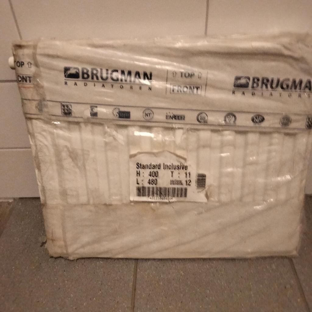 Nieuwe Brugman Radiator in Verpakking, Ophalen, 30 tot 80 cm, Radiator, Nieuw