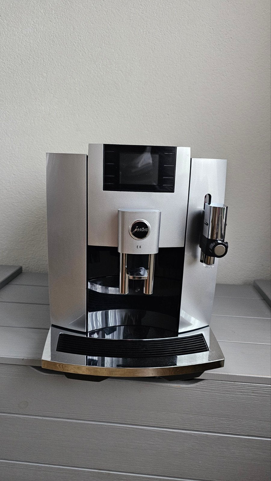 Nette Jura E8 EB - Silver - refurbished - otc, Witgoed en Apparatuur, Koffiezetapparaten, Gemalen koffie, 10 kopjes of meer, Ophalen of Verzenden
