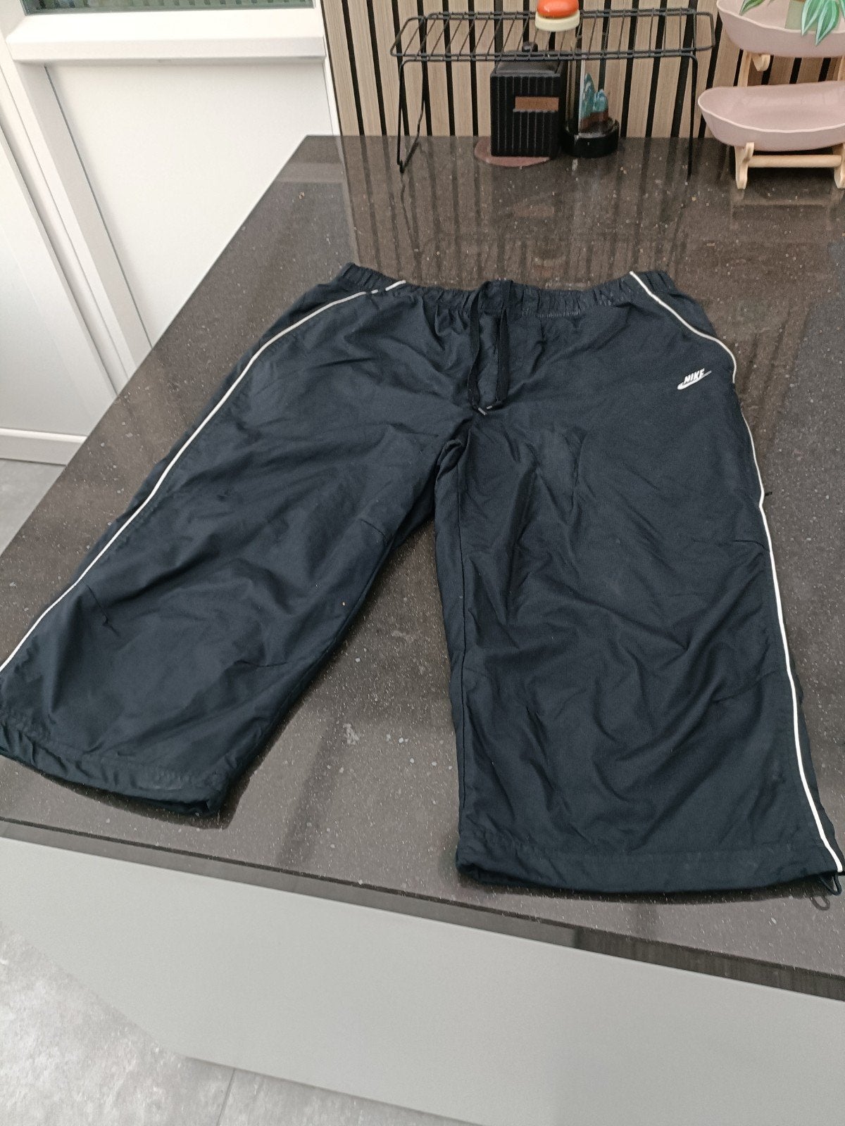 Nike sportbroek driekwart zwart met witte streep,maat L., Zwart, Nike, Overige maten, Ophalen of Verzenden