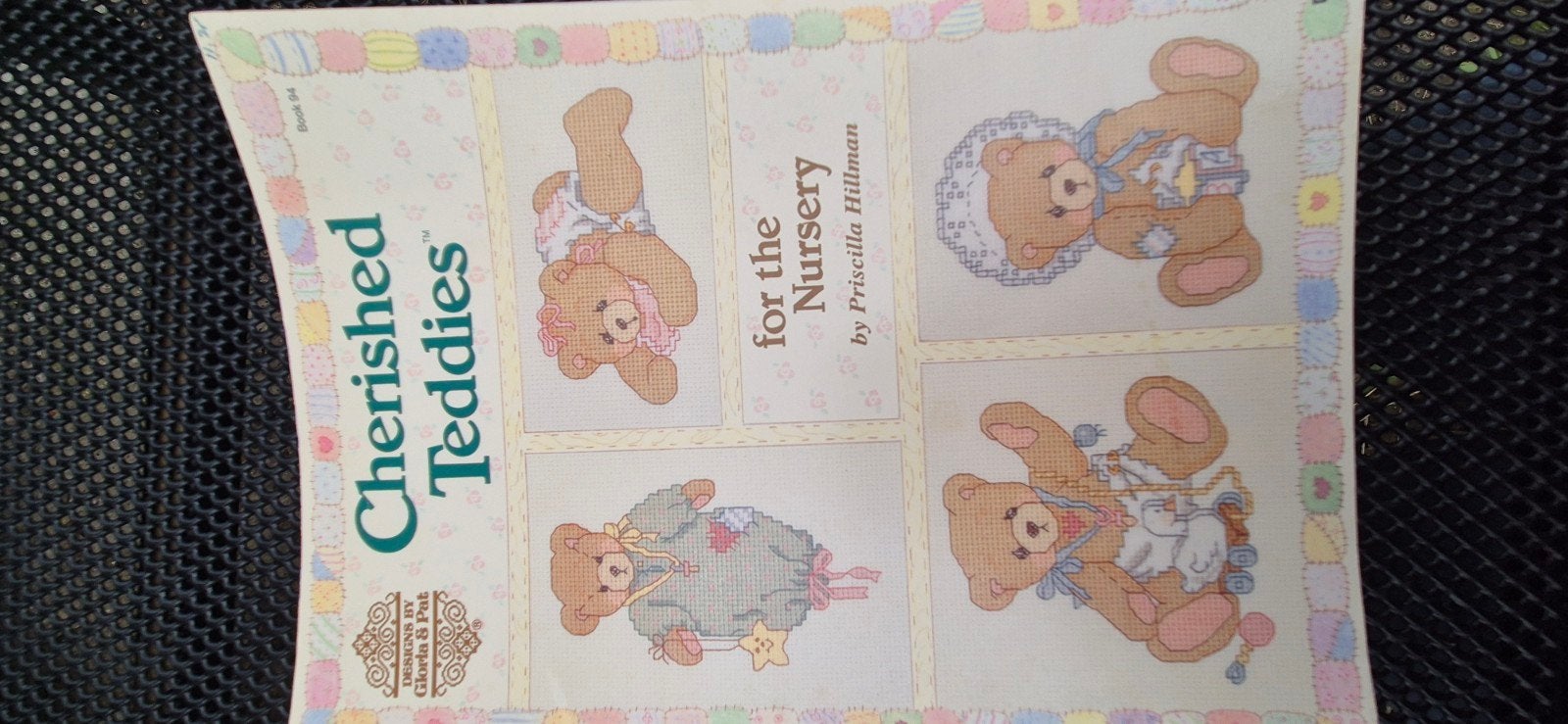 Cherished Teddies Borduurpatronenboek - "for the Nursery", Verzamelen, Ophalen of Verzenden, Gebruikt, Overige typen, Cherished Teddies