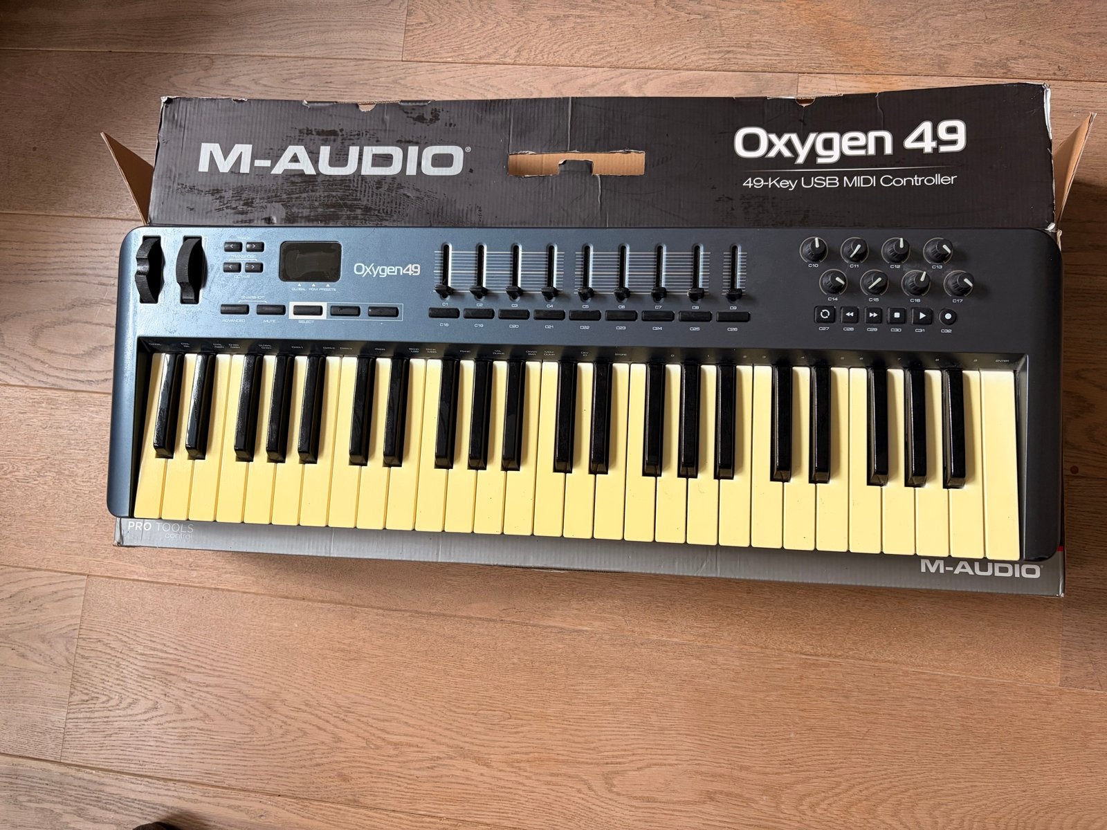 M-Audio Oxygen 49 USB MIDI Controller (geen USB-kabel), Muziek en Instrumenten, Keyboards, Gebruikt, Aanslaggevoelig, Ophalen