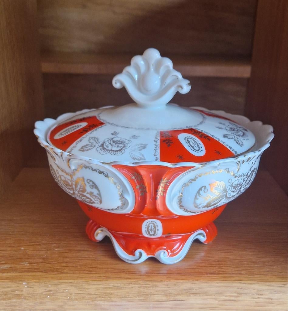 prachtige antieke schaal met deksel >  Epos, Ophalen