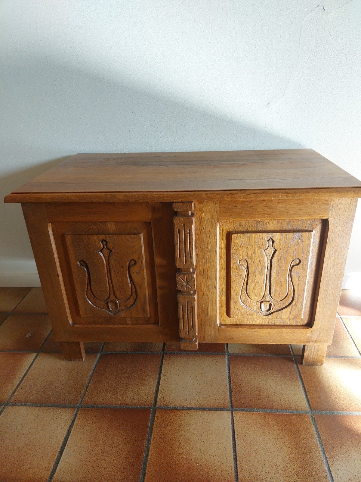 Houten kastje met deurtjes en planken, Ophalen of Verzenden, Gebruikt