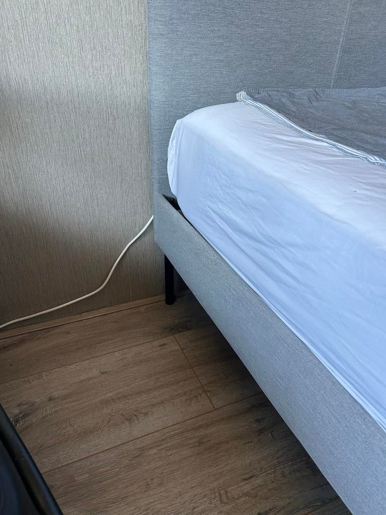 Eenpersoons ledikant met matras en dekbed - Zo goed als nieu, Ophalen, 90 cm, Eenpersoons, Zo goed als nieuw
