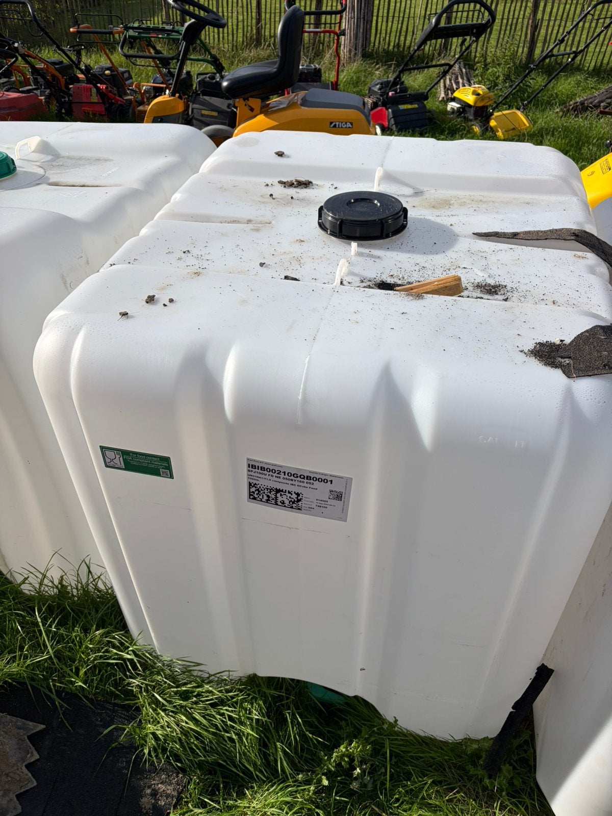4 IBC vaten gratis, Tuin en Terras, 150 liter of meer, Ophalen, Zo goed als nieuw
