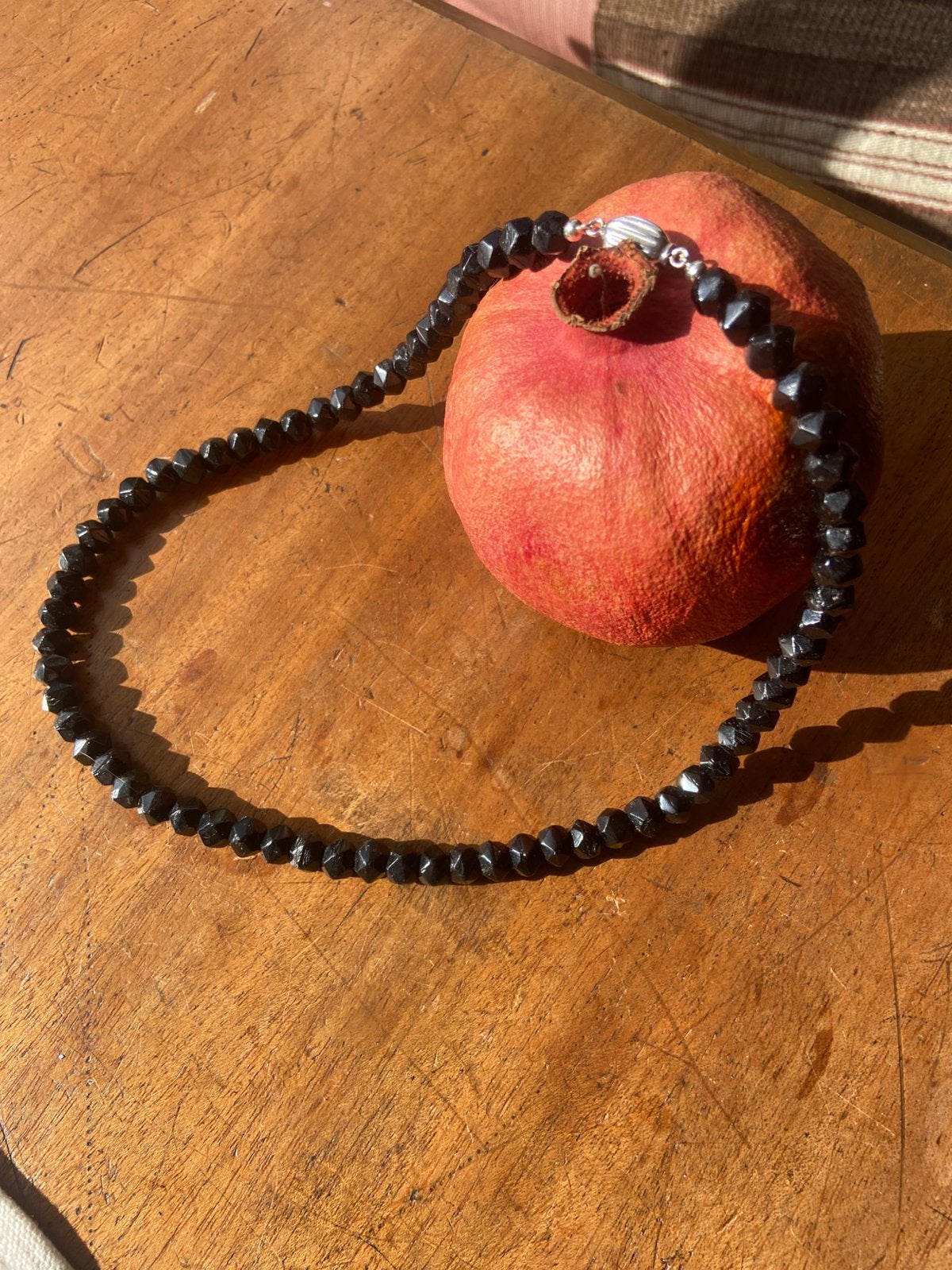 Ketting zwarte gitten antiek, Ophalen of Verzenden, Zilver, Ketting