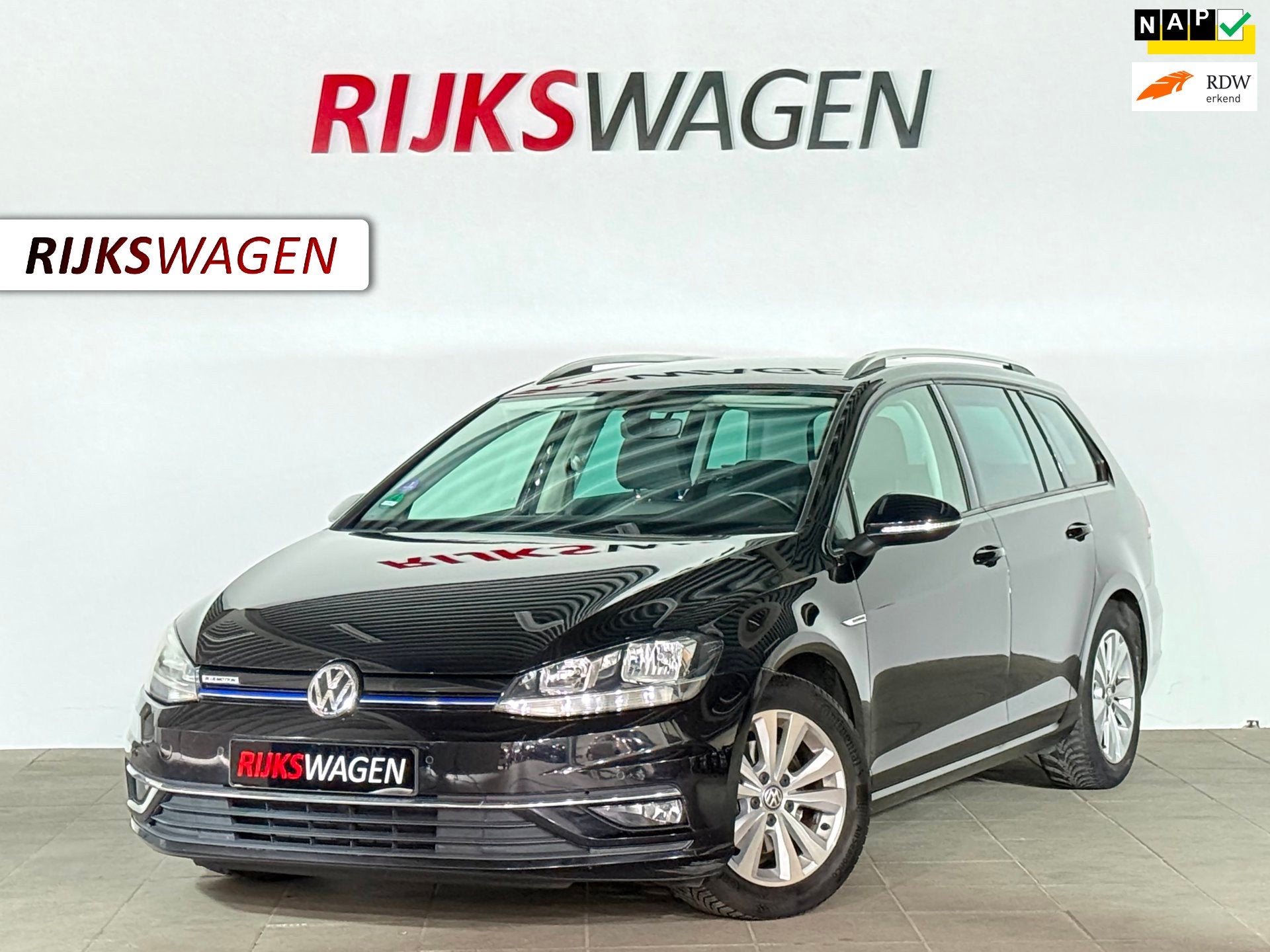 Volkswagen Golf Variant 1.5 TSI Business Automaat/Massagesto, Auto's, Dealer onderhouden, 4 cilinders, Met garantie (alle), Zwart