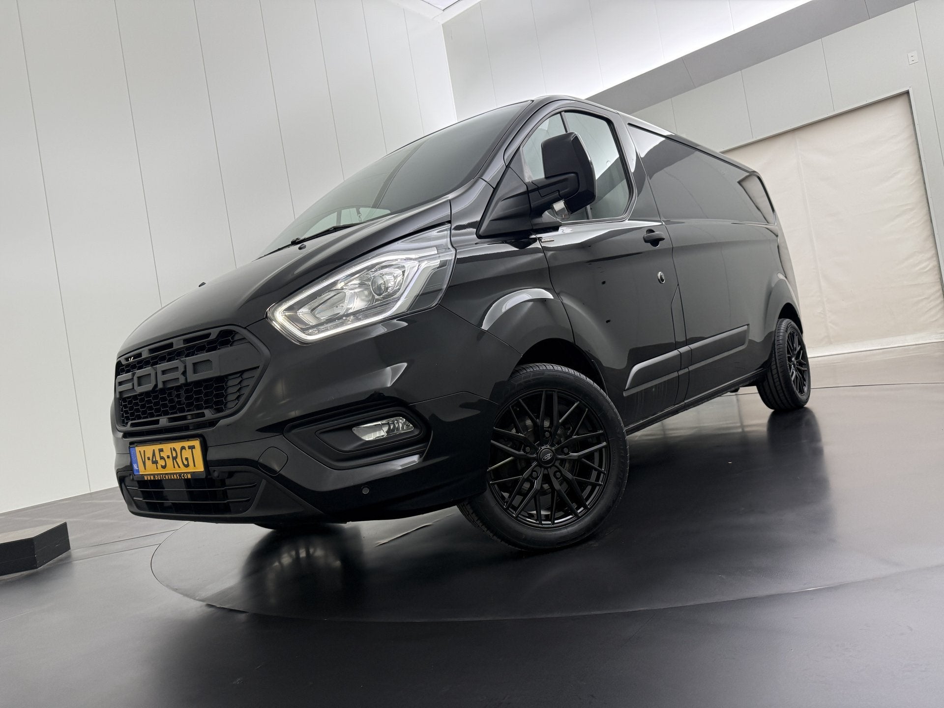 Ford Transit Custom 2.0TDCi 130PK Lang Raptor Sport | Leder, Voorwielaandrijving, 15 km/l, Gebruikt, 4 cilinders